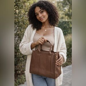 Amazon Brown Leather Structured Tote Bag